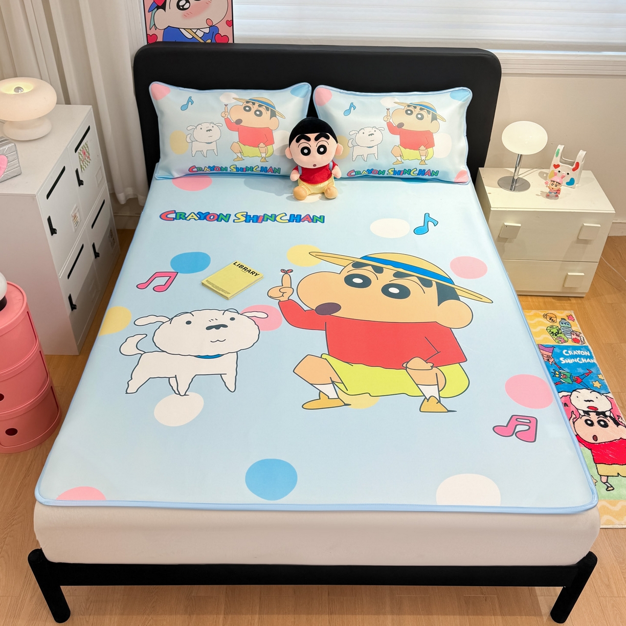 91家纺网 家纺一手货源 找家纺 （总）博雅 2026新款蜡笔小新正版授权小冰皮大版印花凉席-平铺款