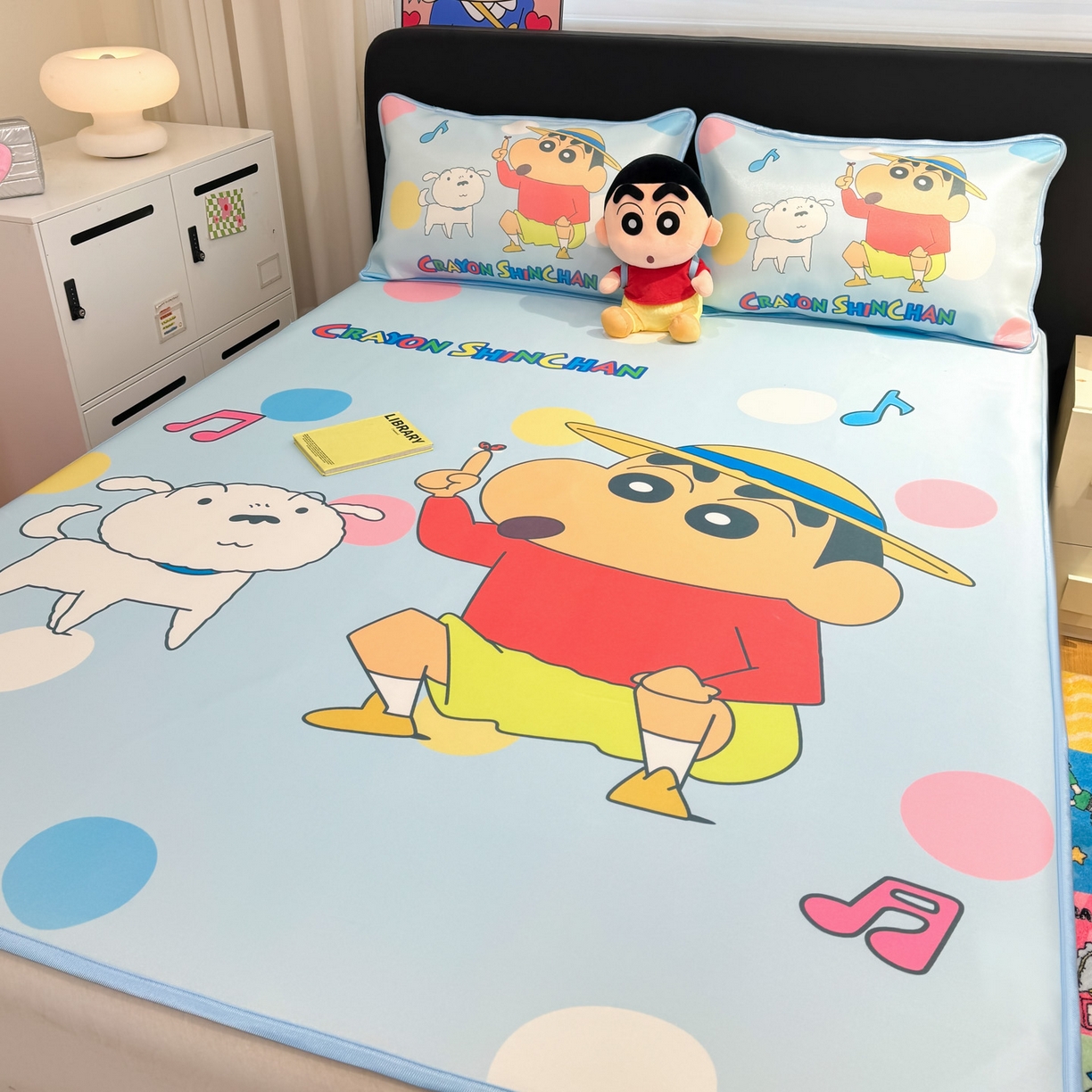 91家纺网 家纺一手货源 找家纺 （总）博雅 2026新款蜡笔小新正版授权小冰皮大版印花凉席-平铺款