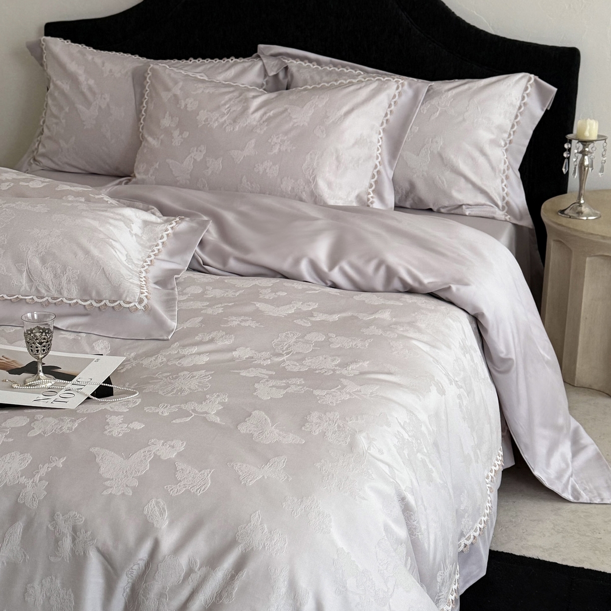 91家纺网 家纺一手货源 找家纺 爱缦 2026新款玫瑰蝶翼系列高精密金银丝天丝棉提花工艺款优质高端四件套 芋泥紫