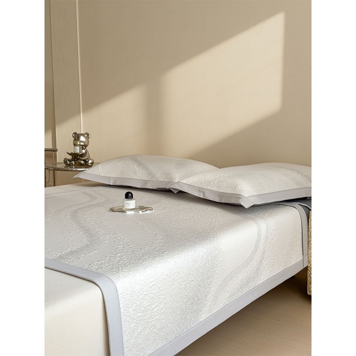 91家纺网 家纺一手货源 找家纺 莱家富 2026新款冰丝凉席子夏天家用凉感值过0.21冰豆豆A类母婴级床单床笠可机洗-云 床席款雪花浅灰