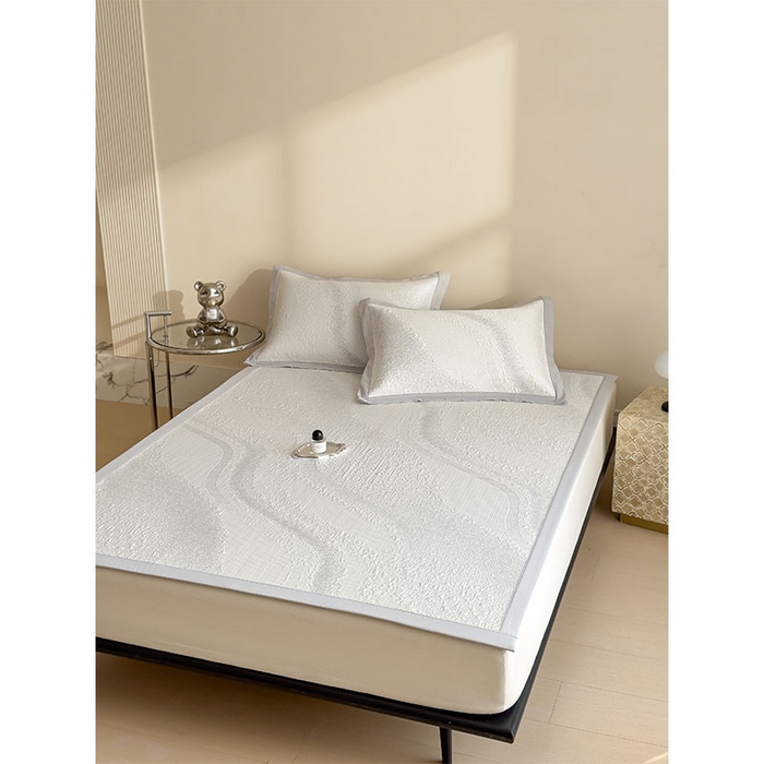 91家纺网 家纺一手货源 找家纺 莱家富 2026新款冰丝凉席子夏天家用凉感值过0.21冰豆豆A类母婴级床单床笠可机洗-云 床席款雪花浅灰