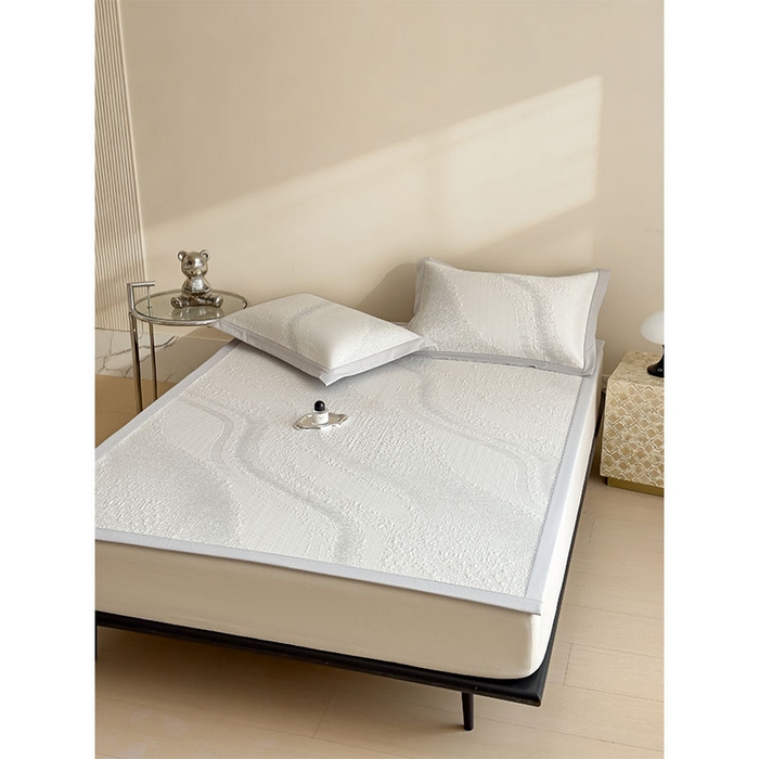 91家纺网 家纺一手货源 找家纺 莱家富 2026新款冰丝凉席子夏天家用凉感值过0.21冰豆豆A类母婴级床单床笠可机洗-云 床席款雪花浅灰