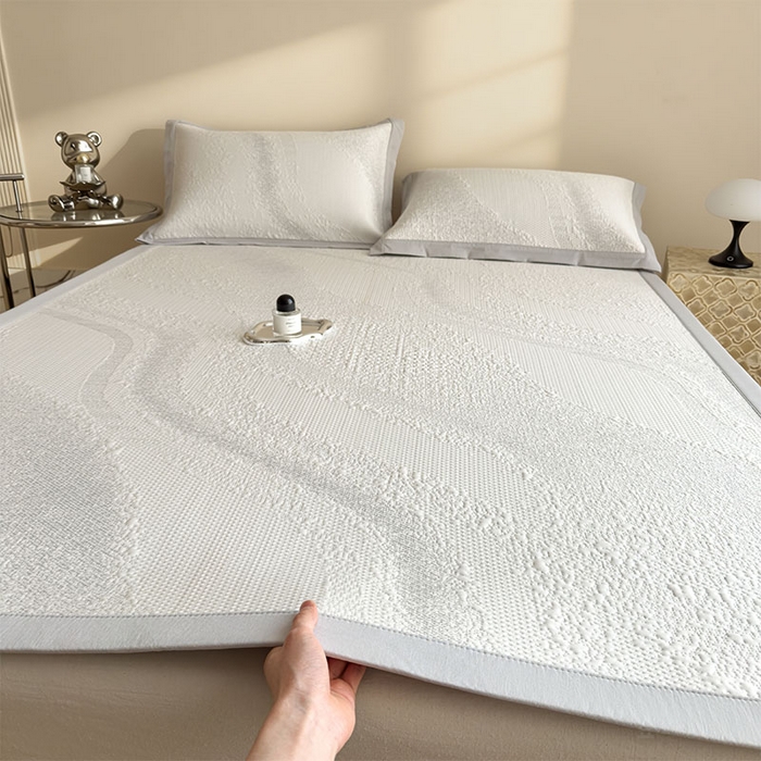 91家纺网 家纺一手货源 找家纺 莱家富 2026新款冰丝凉席子夏天家用凉感值过0.21冰豆豆A类母婴级床单床笠可机洗-云 床席款雪花浅灰