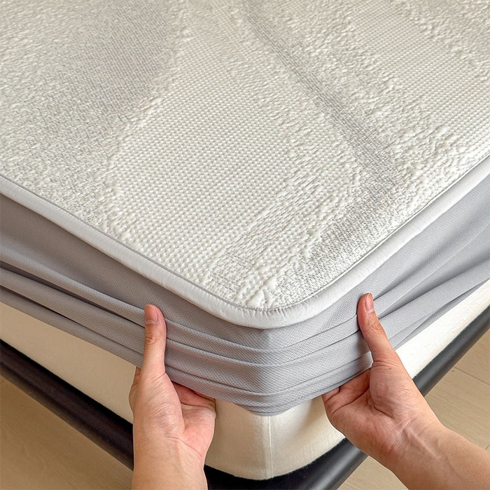 91家纺网 家纺一手货源 找家纺 莱家富 2026新款冰丝凉席子夏天家用凉感值过0.21冰豆豆A类母婴级床单床笠可机洗-云 床笠款雪花浅灰