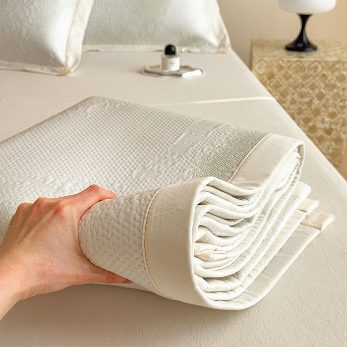 91家纺网 家纺一手货源 找家纺 莱家富 2026新款冰丝凉席子夏天家用凉感值过0.21冰豆豆A类母婴级床单床笠可机洗-云 床席款格兰绿