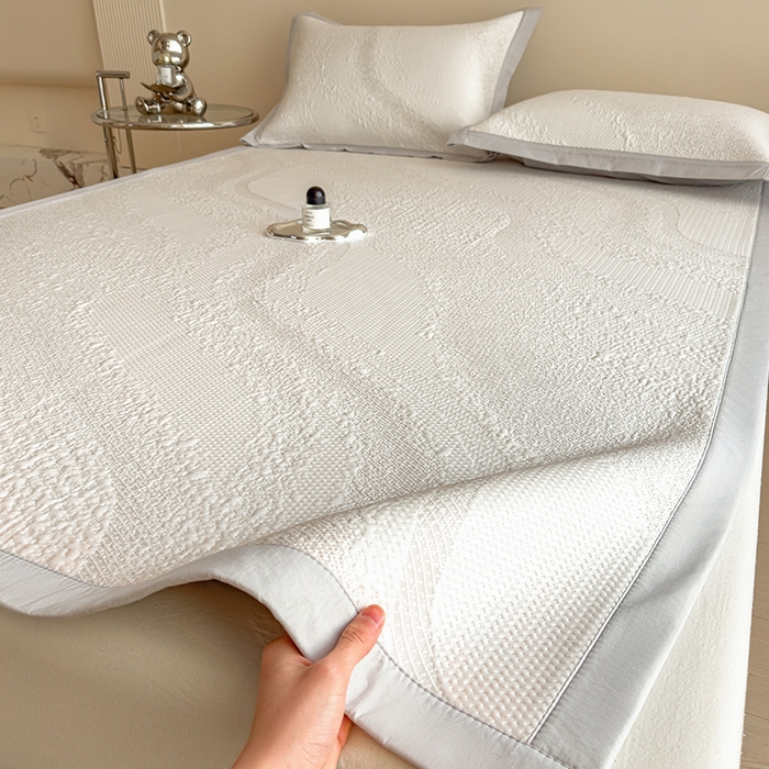 91家纺网 家纺一手货源 找家纺 （总）莱家富 2026新款冰丝凉席子夏天家用凉感值过0.21冰豆豆A类母婴级床单床笠可机洗-云