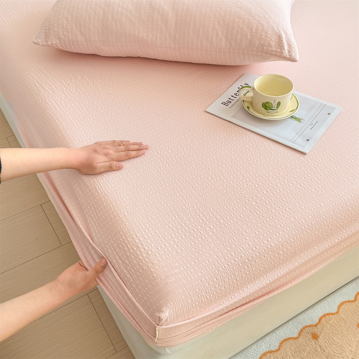 91家纺网 家纺一手货源 找家纺 女子家纺 2026新款亲肤泡芙纱印花床笠单床笠床笠单件 芙蓉粉