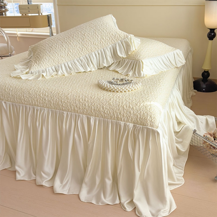 91家纺网 家纺一手货源 找家纺 （总）莱家富 2026新款夏季凉感公主风冰豆豆花边凉席床裙款凉感值过0.21三件套可机洗冰丝空