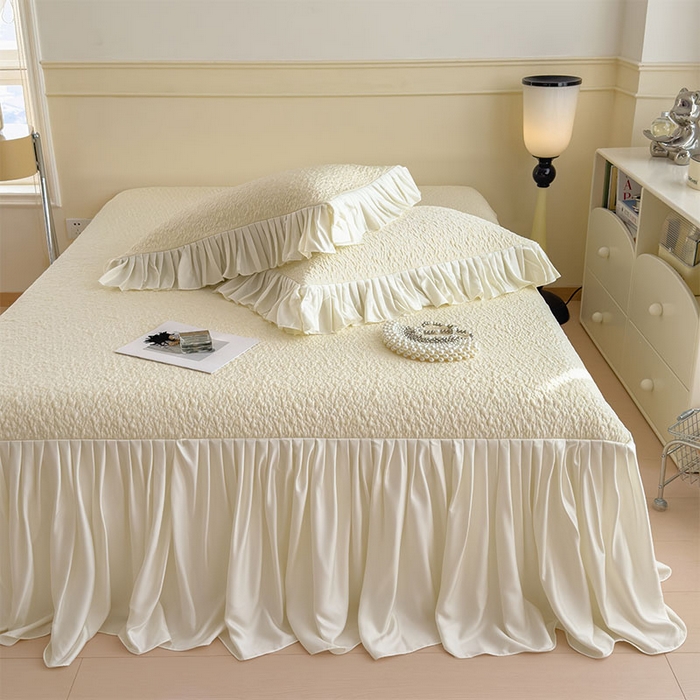 91家纺网 家纺一手货源 找家纺 （总）莱家富 2026新款夏季凉感公主风冰豆豆花边凉席床裙款凉感值过0.21三件套可机洗冰丝空