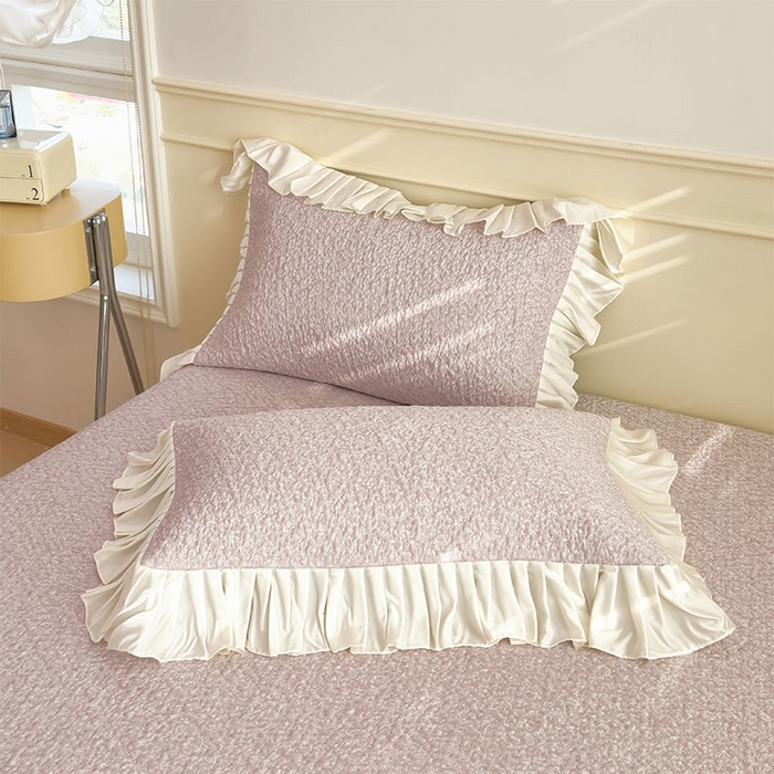 91家纺网 家纺一手货源 找家纺 莱家富 2026新款夏季凉感公主风冰豆豆花边凉席床裙款凉感值过0.21三件套可机洗冰丝空 豆豆物语-流连紫