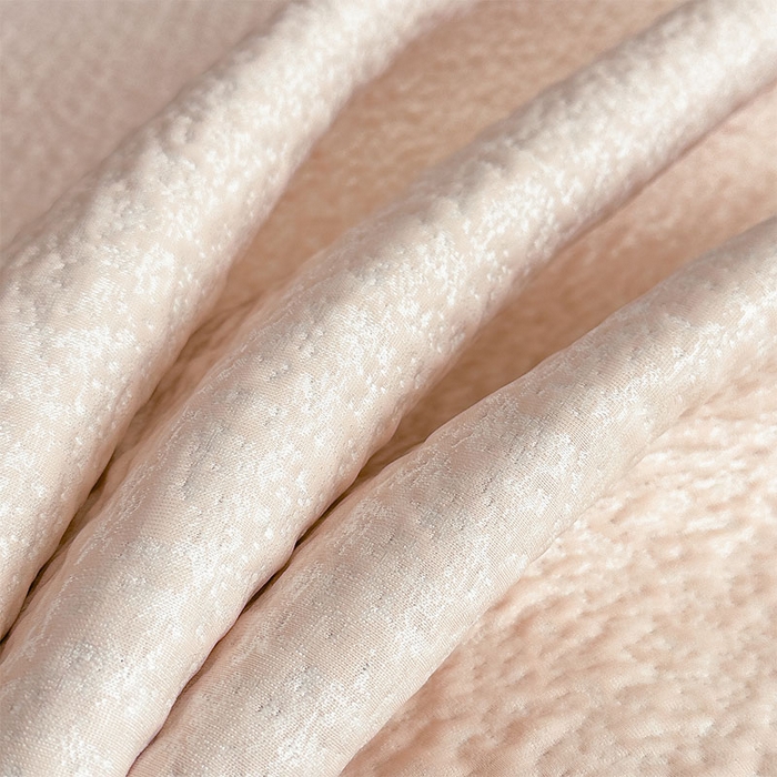 91家纺网 家纺一手货源 找家纺 莱家富 2026新款夏季凉感公主风冰豆豆花边凉席床裙款凉感值过0.21三件套可机洗冰丝空 豆豆物语-芭蕾粉