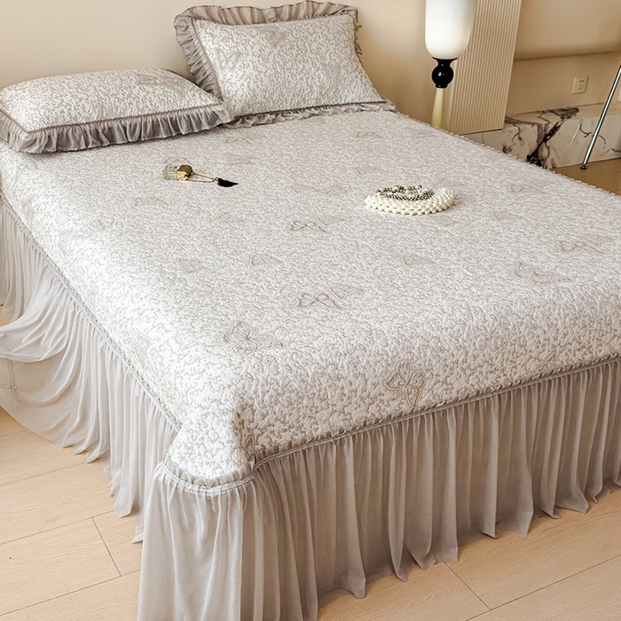 91家纺网 家纺一手货源 找家纺 （总）莱家富 2026新款公主风凉感值过0.21空调席子软席冰豆豆凉席三件套-蝴蝶床裙款