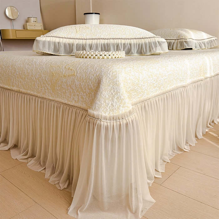 91家纺网 家纺一手货源 找家纺 莱家富 2026新款公主风凉感值过0.21空调席子软席冰豆豆凉席三件套-蝴蝶床裙款 蝶舞花语-泡泡黄