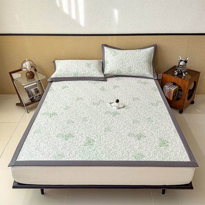 91家纺网 家纺一手货源 找家纺 莱家富 2026新款公主风凉感值过0.21空调席子软席冰豆豆凉席三件套-蝴蝶蝶舞花语系列 床席款蝶舞花语-森林绿