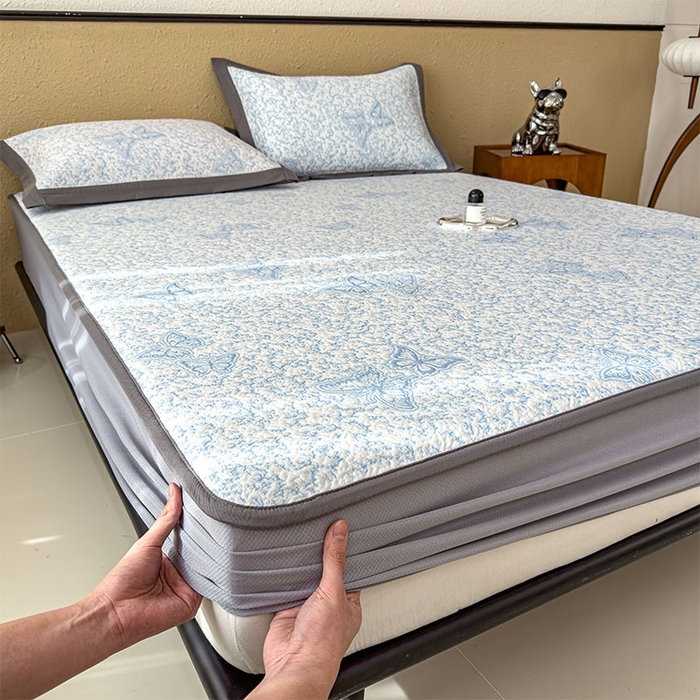 91家纺网 家纺一手货源 找家纺 莱家富 2026新款公主风凉感值过0.21空调席子软席冰豆豆凉席三件套-蝴蝶蝶舞花语系列 床笠款蝶舞花语-清新蓝