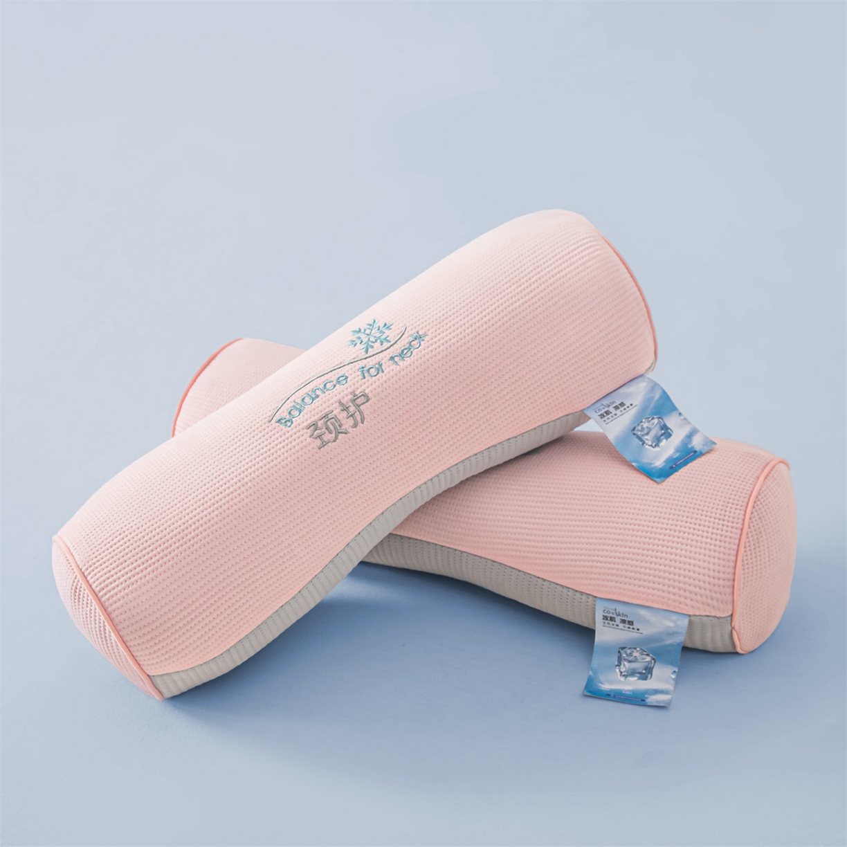 91家纺网 家纺一手货源 找家纺 麦肯锡 2026新款柔纹花眠小蛮腰荞麦护颈枕枕头枕芯 粉拼灰