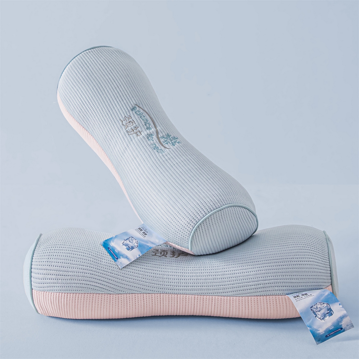 91家纺网 家纺一手货源 找家纺 麦肯锡 2026新款柔纹花眠小蛮腰荞麦护颈枕枕头枕芯 蓝拼粉