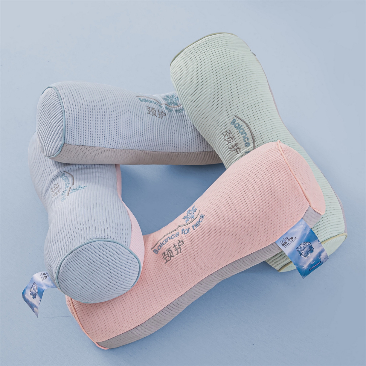 91家纺网 家纺一手货源 找家纺 麦肯锡 2026新款柔纹花眠小蛮腰荞麦护颈枕枕头枕芯 组合图仅供展示不可下单