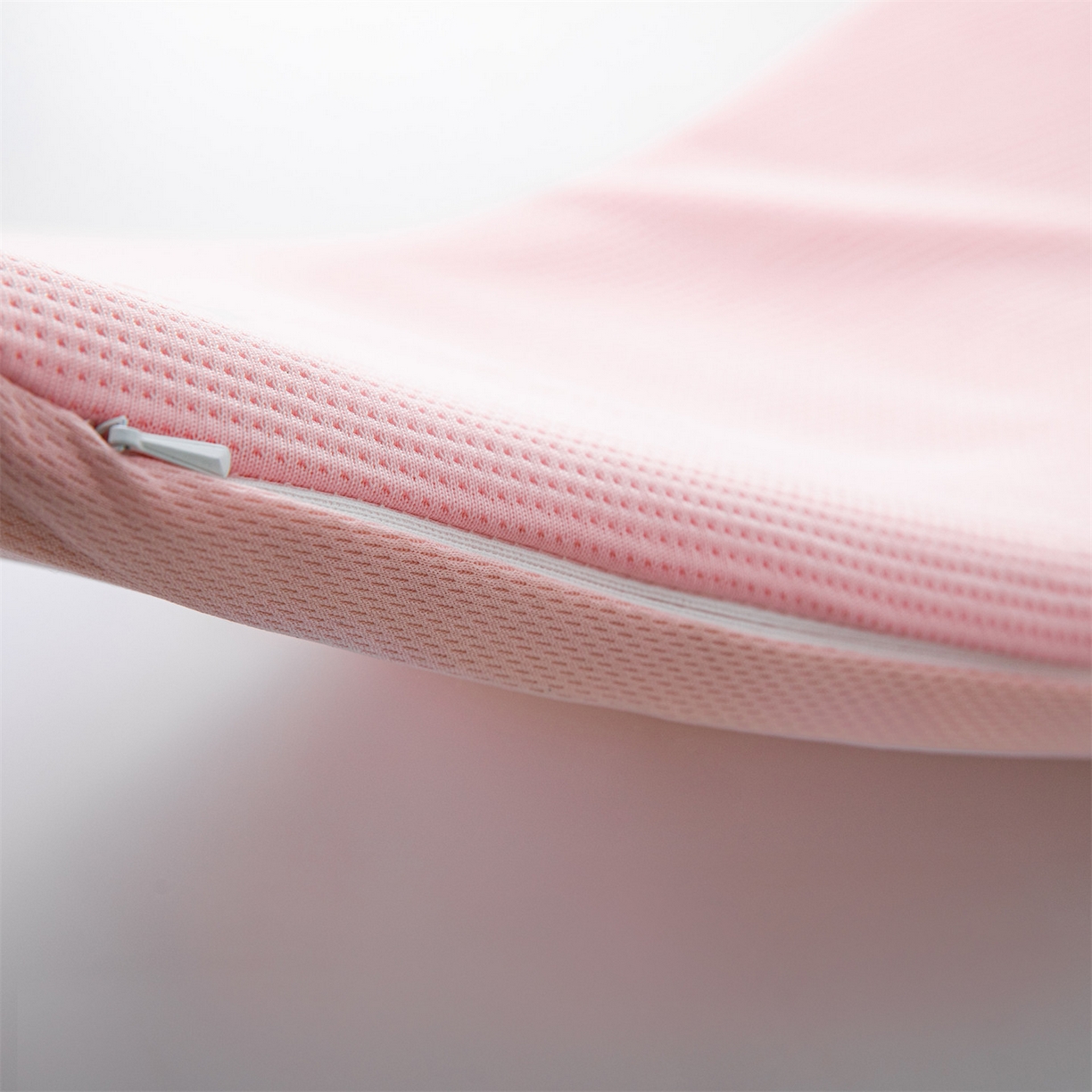 91家纺网 家纺一手货源 找家纺 麦肯锡 2026新款柔纹花眠婴童记忆枕枕头枕芯 粉色