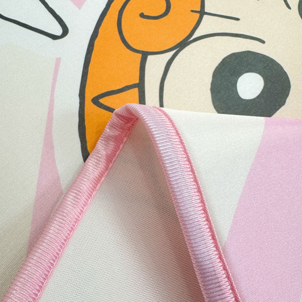 91家纺网 家纺一手货源 找家纺 博雅 2026新款蜡笔小新正版授权小冰皮大版印花凉席-平铺款 大版-蜡笔小新家族