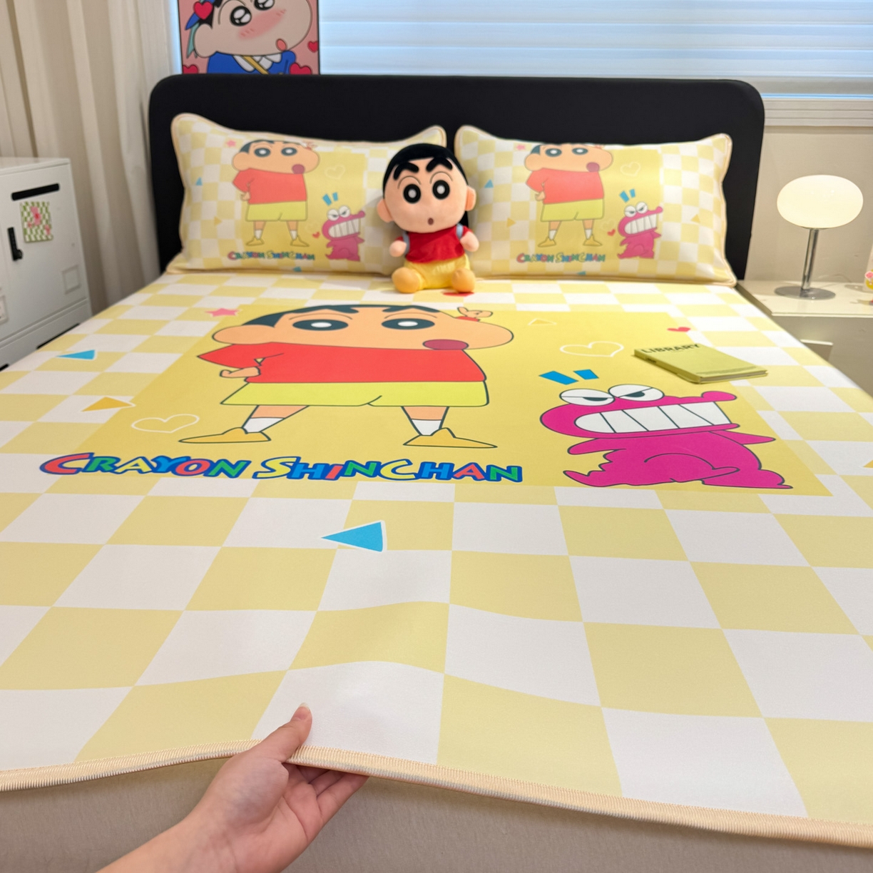 博雅 2026新款蜡笔小新正版授权小冰皮大版印花凉席-平铺款 大版-奶白格子小新