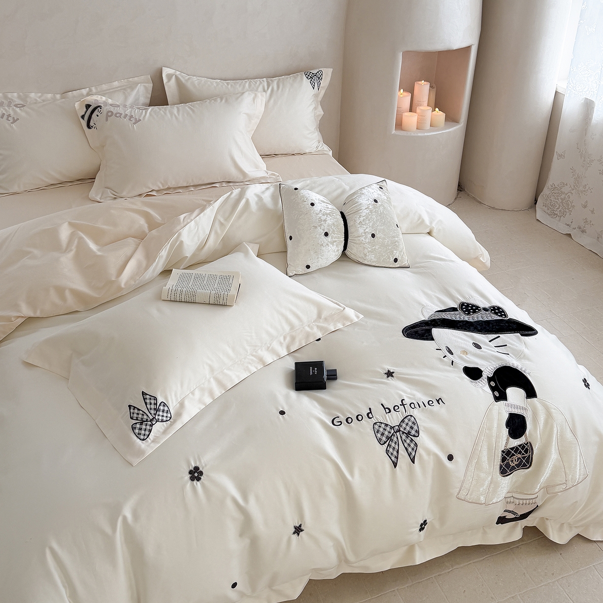 91家纺网 家纺一手货源 找家纺 优悦生活馆 2026新款全棉贴布绣四件套-喵喵小香风 喵喵小香风-白