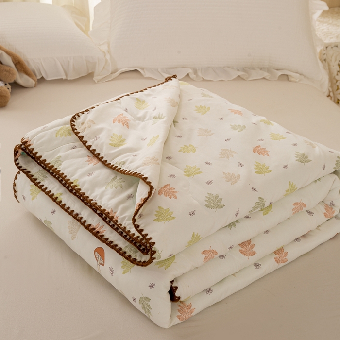 91家纺网 家纺一手货源 找家纺 （总）爱微坊 2026新款A类水洗棉小碎花贝壳边夏被