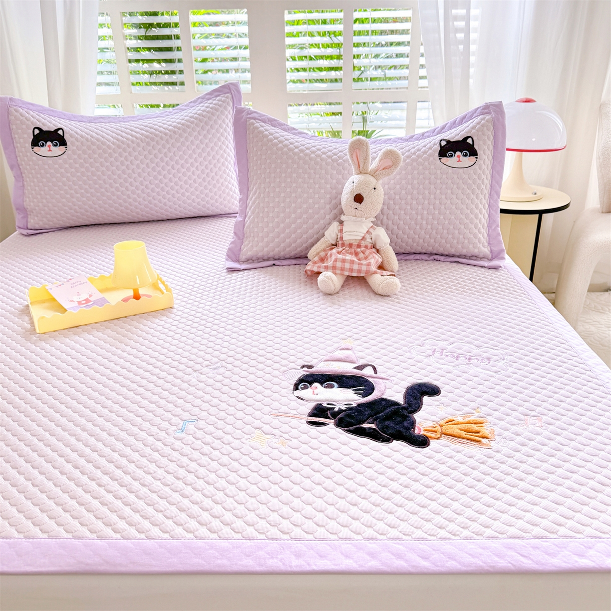 91家纺网 家纺一手货源 找家纺 优贝家纺 2026新款高克重PE聚乙中分子复合凉感软席贴布绣凉席三件套 黑猫警长