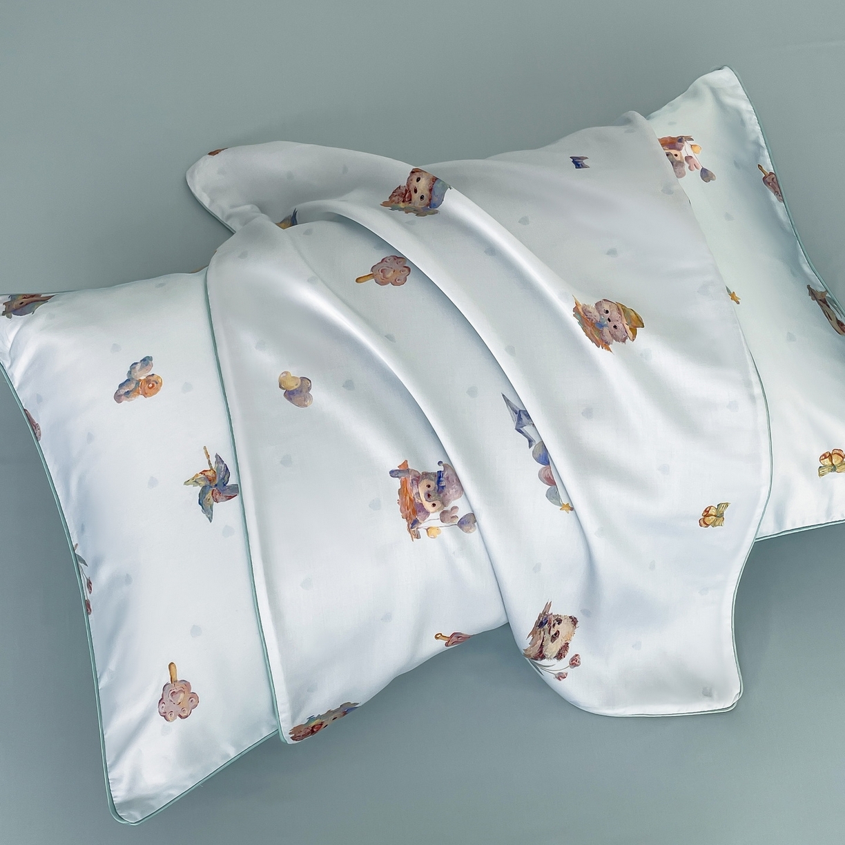 91家纺网 家纺一手货源 找家纺 （总）慕晨 2026新款莱赛尔数码印高级简奢卡通大版印花丝滑夏被四件套