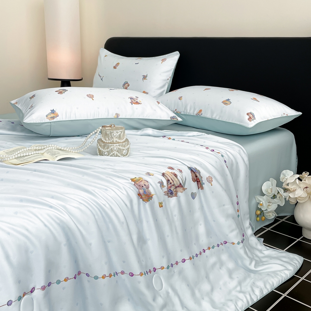 91家纺网 家纺一手货源 找家纺 （总）慕晨 2026新款莱赛尔数码印高级简奢卡通大版印花丝滑夏被四件套