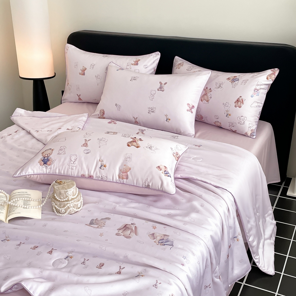 91家纺网 家纺一手货源 找家纺 慕晨 2026新款莱赛尔数码印高级简奢卡通大版印花丝滑夏被四件套 木马象--紫