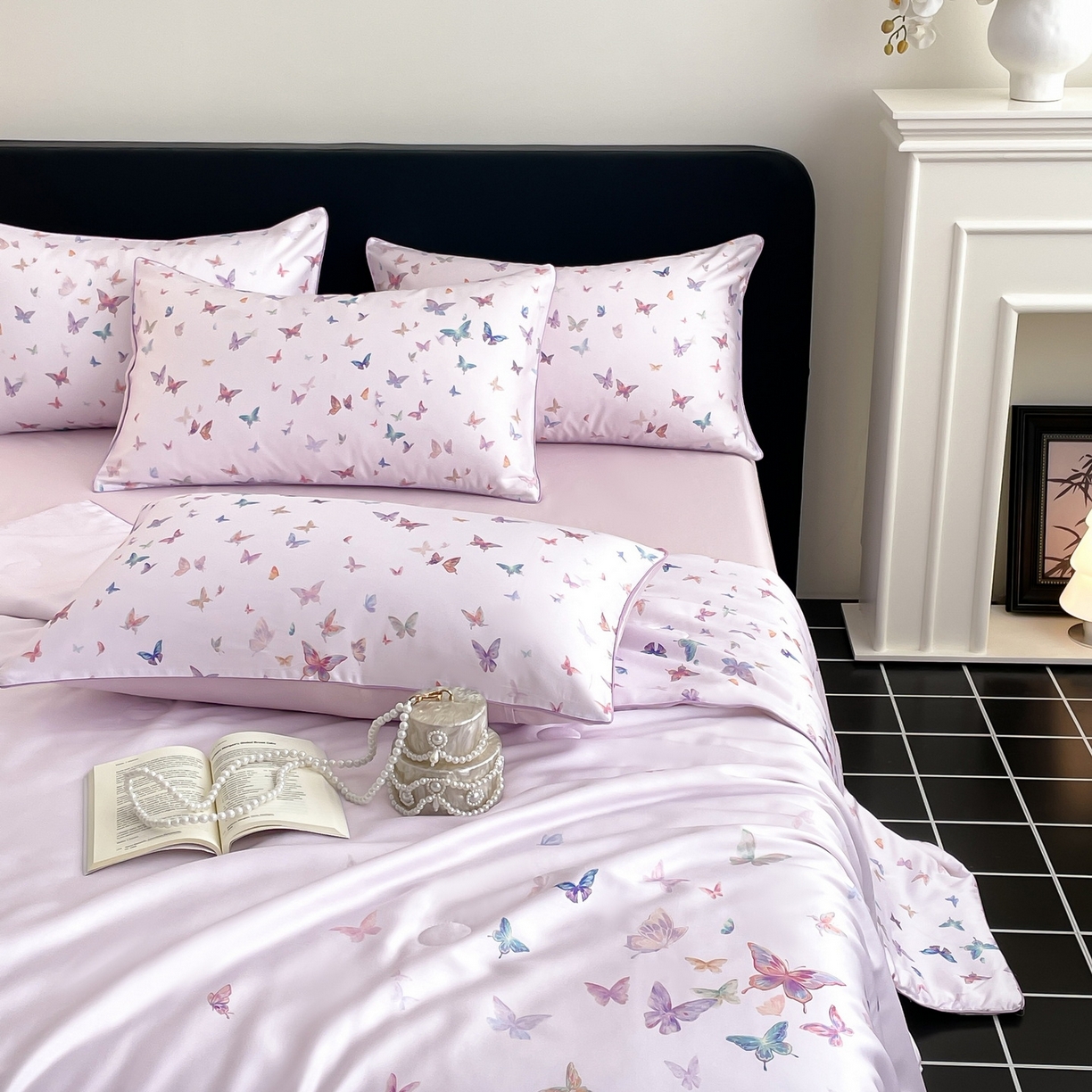 91家纺网 家纺一手货源 找家纺 慕晨 2026新款莱赛尔数码印高级简奢卡通大版印花丝滑夏被四件套 蝶舞