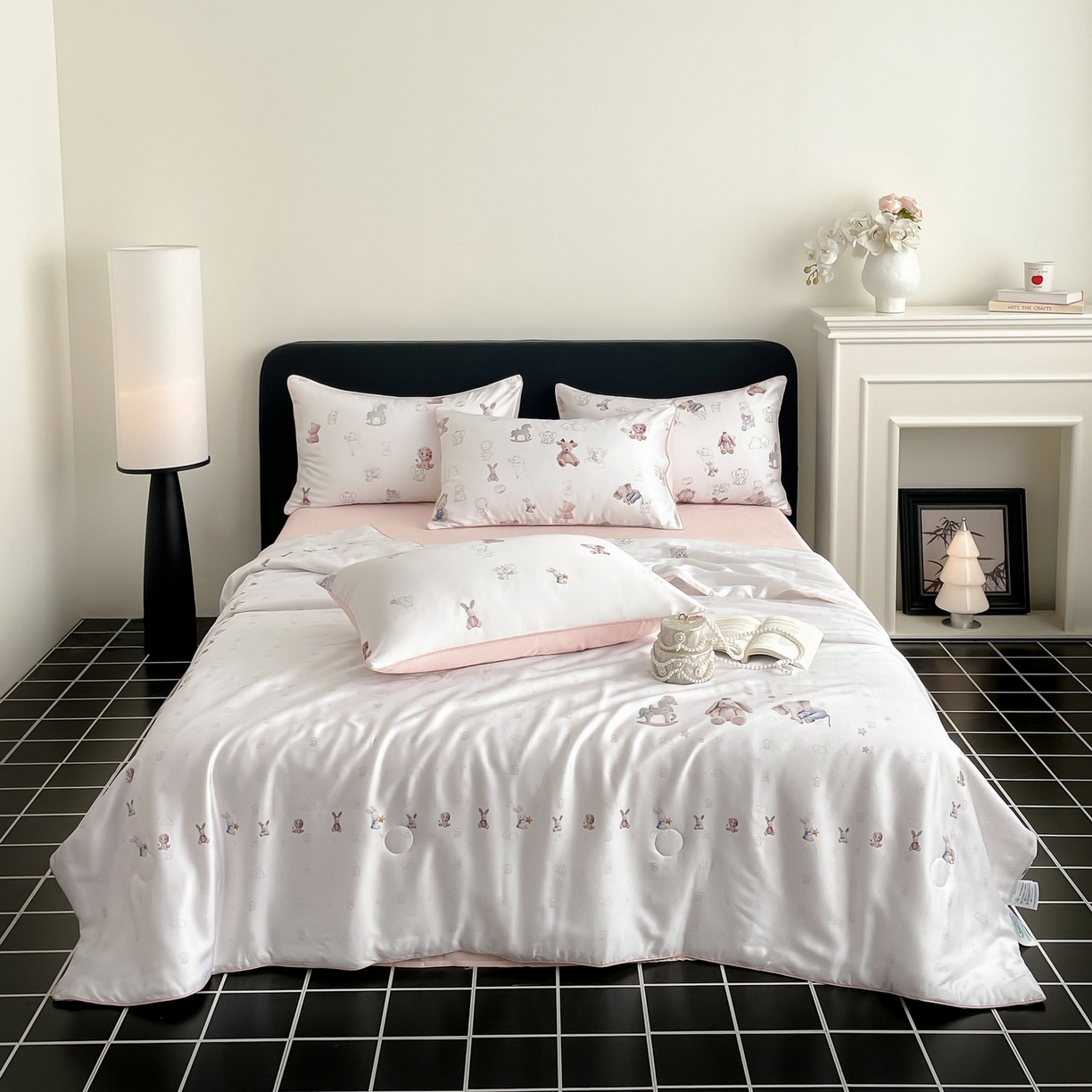 91家纺网 家纺一手货源 找家纺 慕晨 2026新款莱赛尔数码印高级简奢卡通大版印花丝滑夏被四件套 木马象--米白