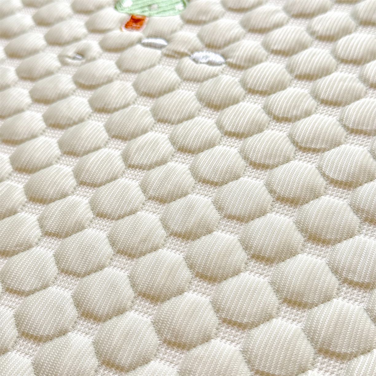 91家纺网 家纺一手货源 找家纺 （总）绒棉世家 2026新款高克重PE聚乙中分子复合凉感软席贴布绣凉席三件套