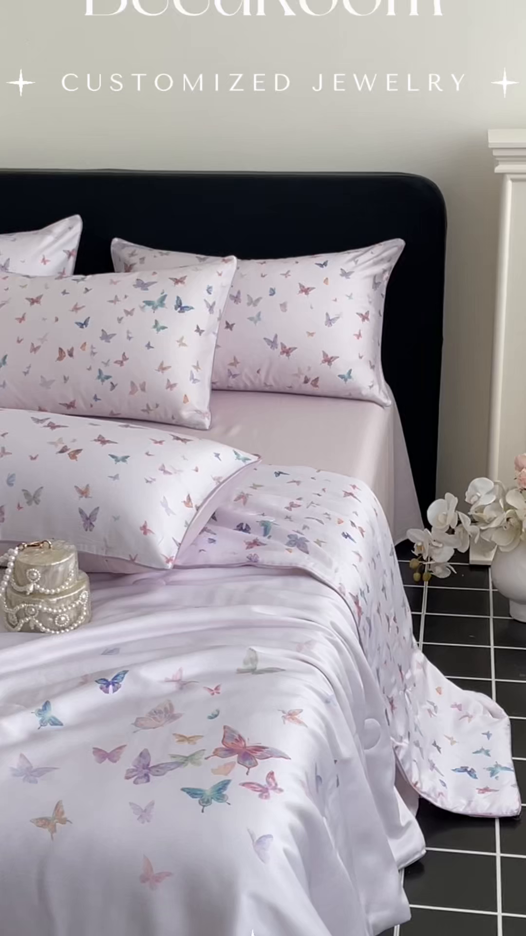 91家纺网 家纺一手货源 找家纺 慕晨 2026新款莱赛尔数码印高级简奢卡通大版印花丝滑夏被四件套 蝶舞