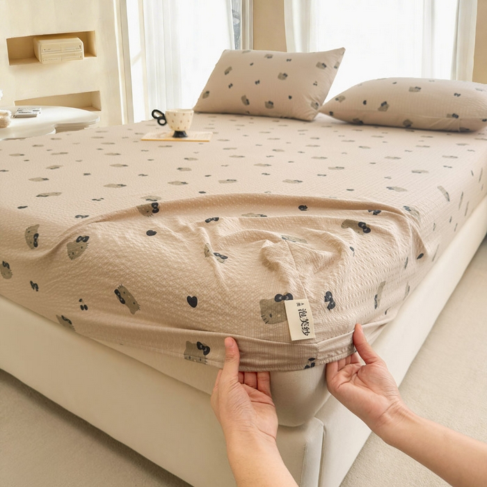 91家纺网 家纺一手货源 找家纺 几禾 2026新款高克重泡芙纱~印花款（单床笠）浅糯系列-110g CL浅糯-咖啡小猫