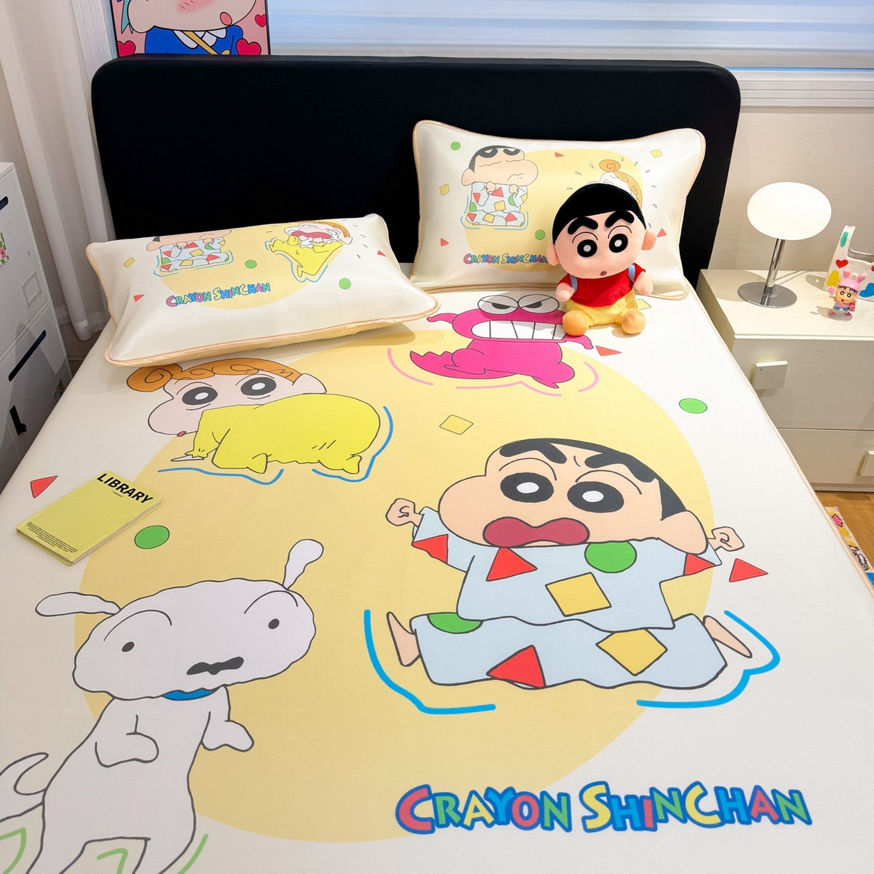 91家纺网 家纺一手货源 找家纺 博雅 2026新款蜡笔小新正版授权小冰皮大版印花凉席-平铺款 大版-童趣小新