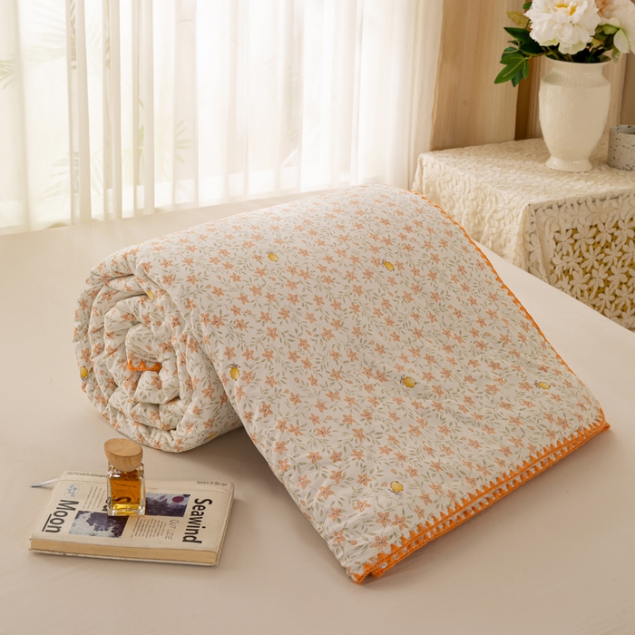 91家纺网 家纺一手货源 找家纺 （总）爱微坊 2026新款A类水洗棉小碎花贝壳边夏被