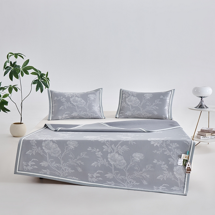 91家纺网 家纺一手货源 找家纺 小牛席业 2026新款牡丹清凉大提花冰丝席凉席席子 灰色