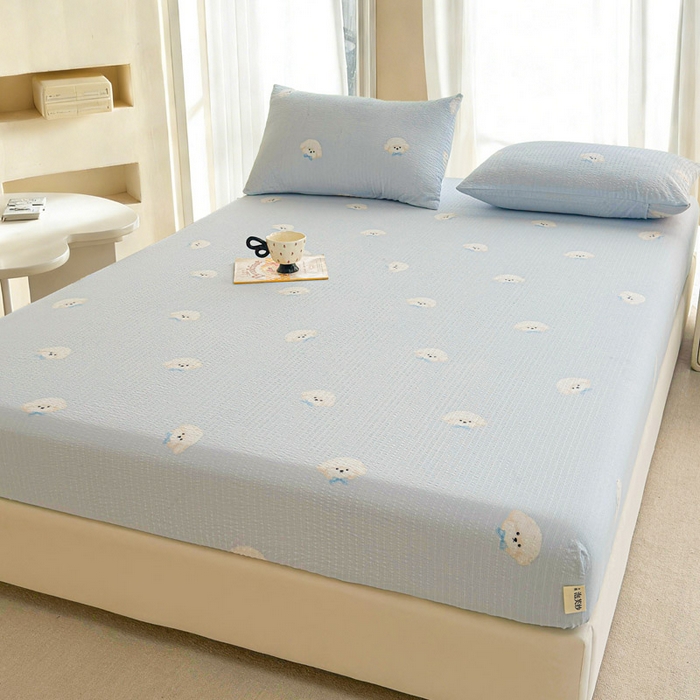 91家纺网 家纺一手货源 找家纺 几禾 2026新款高克重泡芙纱~印花款（单床笠）浅糯系列-110g CL浅糯-蓝领结狗