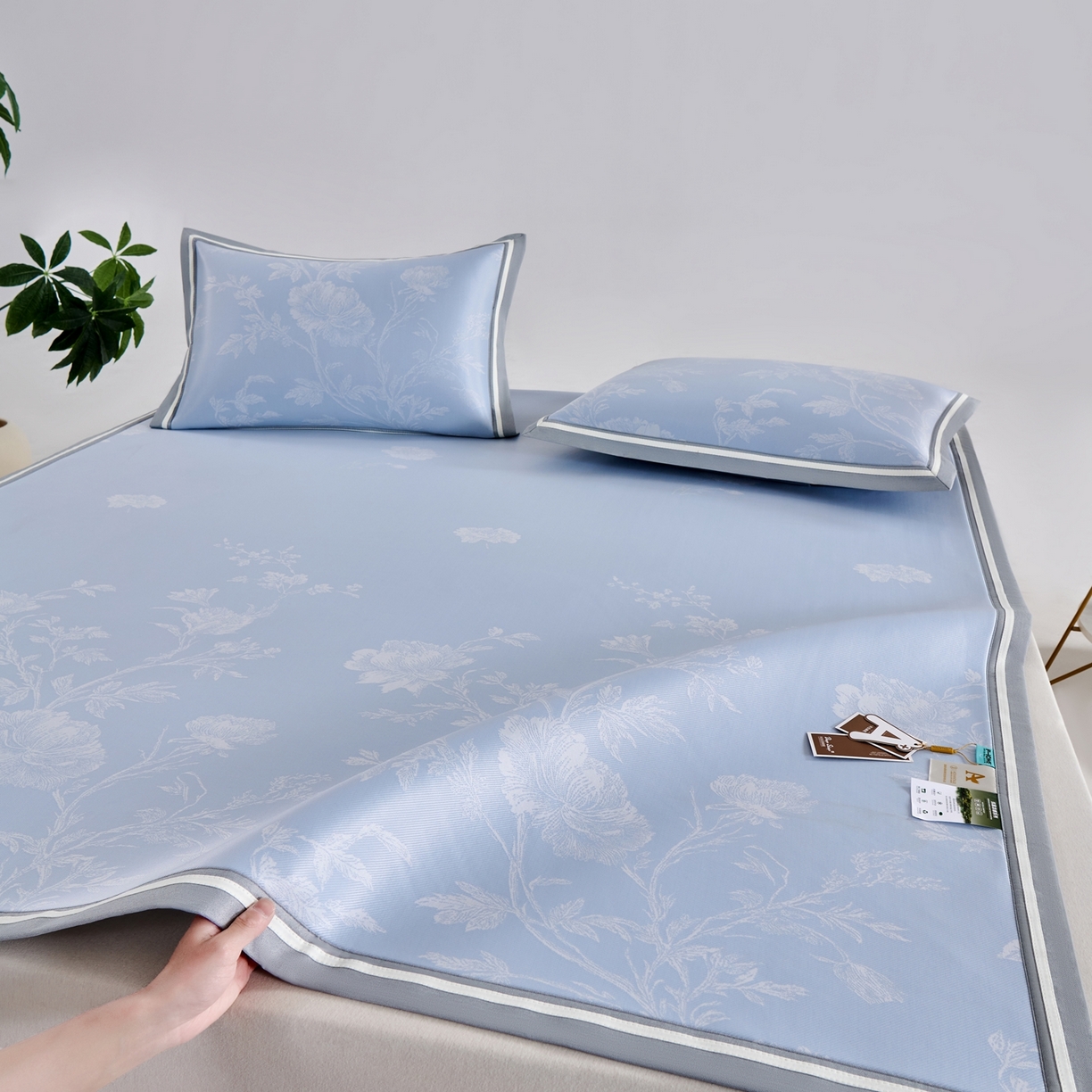 小牛席业 2026新款牡丹清凉大提花冰丝席凉席席子 蓝色