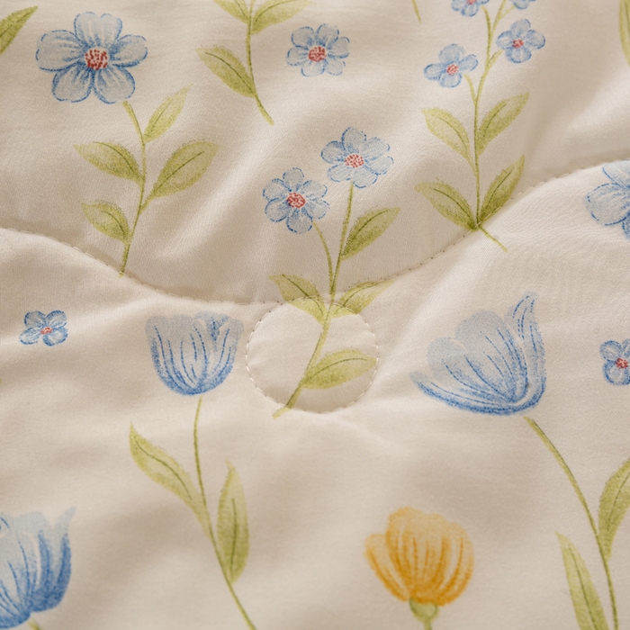 91家纺网 家纺一手货源 找家纺 爱微坊 2026新款A类水洗棉小碎花贝壳边夏被 花海