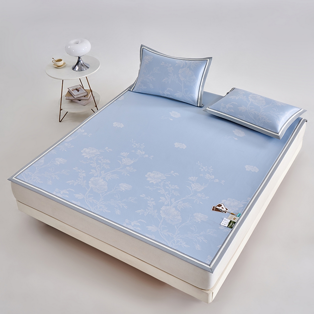 91家纺网 家纺一手货源 找家纺 小牛席业 2026新款牡丹清凉大提花冰丝席凉席席子 蓝色