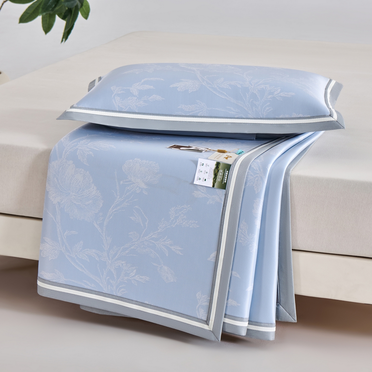 91家纺网 家纺一手货源 找家纺 小牛席业 2026新款牡丹清凉大提花冰丝席凉席席子 蓝色