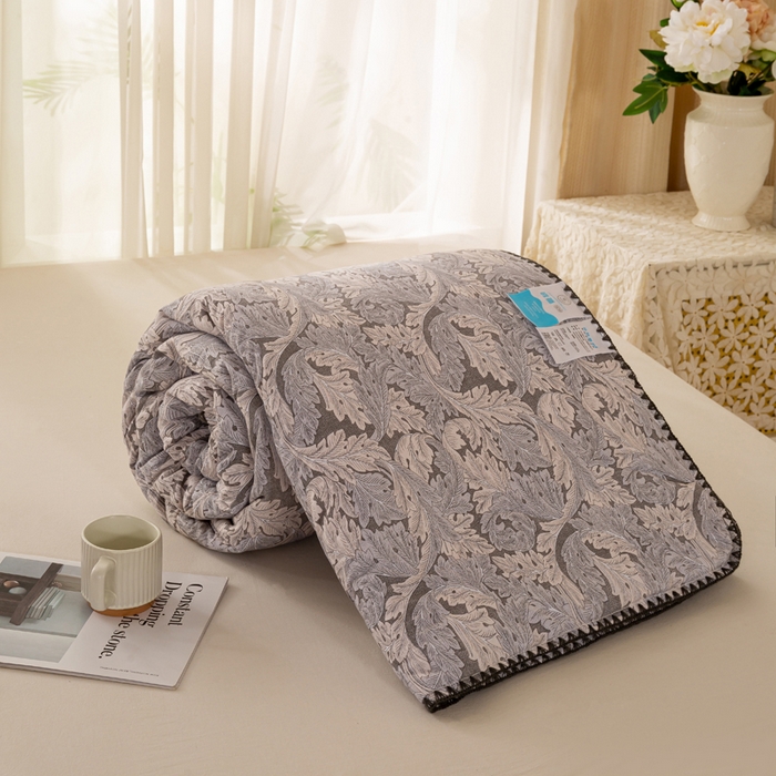 91家纺网 家纺一手货源 找家纺 爱微坊 2026新款A类水洗棉小碎花贝壳边夏被 蝶恋花