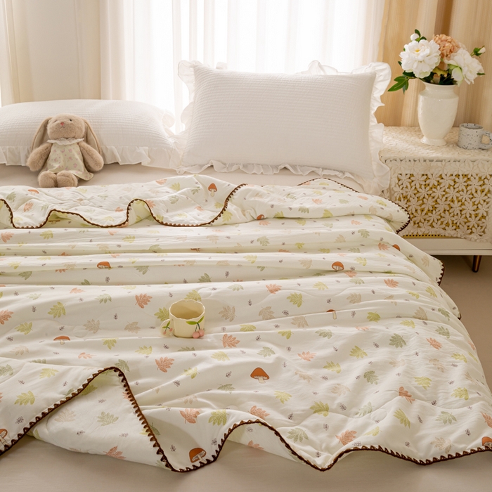 91家纺网 家纺一手货源 找家纺 爱微坊 2026新款A类水洗棉小碎花贝壳边夏被 枫叶