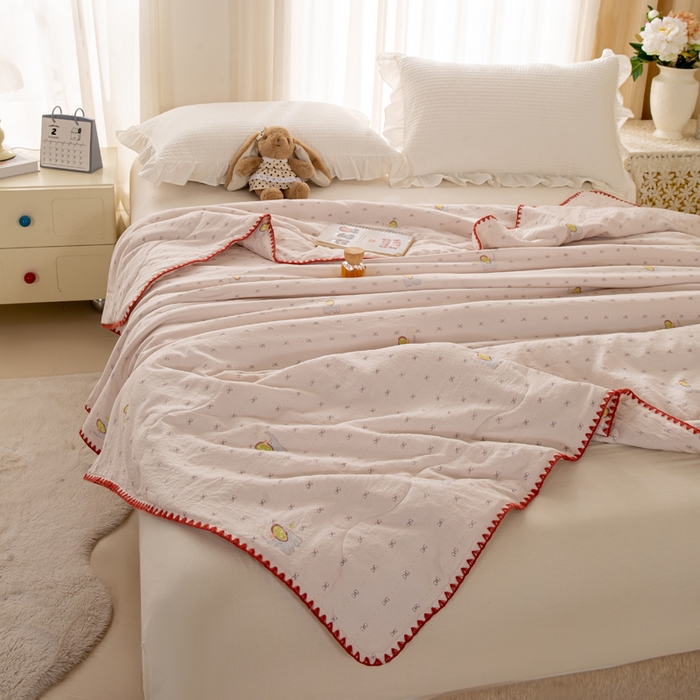 91家纺网 家纺一手货源 找家纺 爱微坊 2026新款A类水洗棉小碎花贝壳边夏被 萌宠象