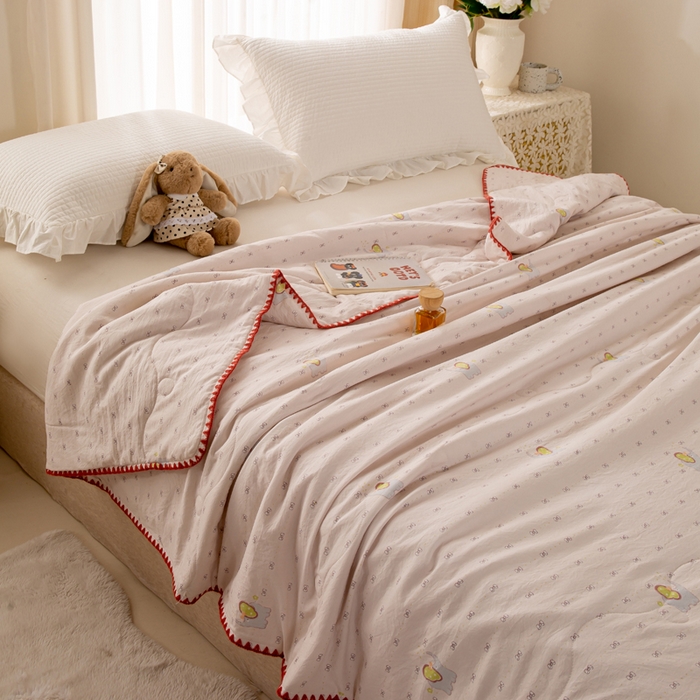 91家纺网 家纺一手货源 找家纺 爱微坊 2026新款A类水洗棉小碎花贝壳边夏被 萌宠象