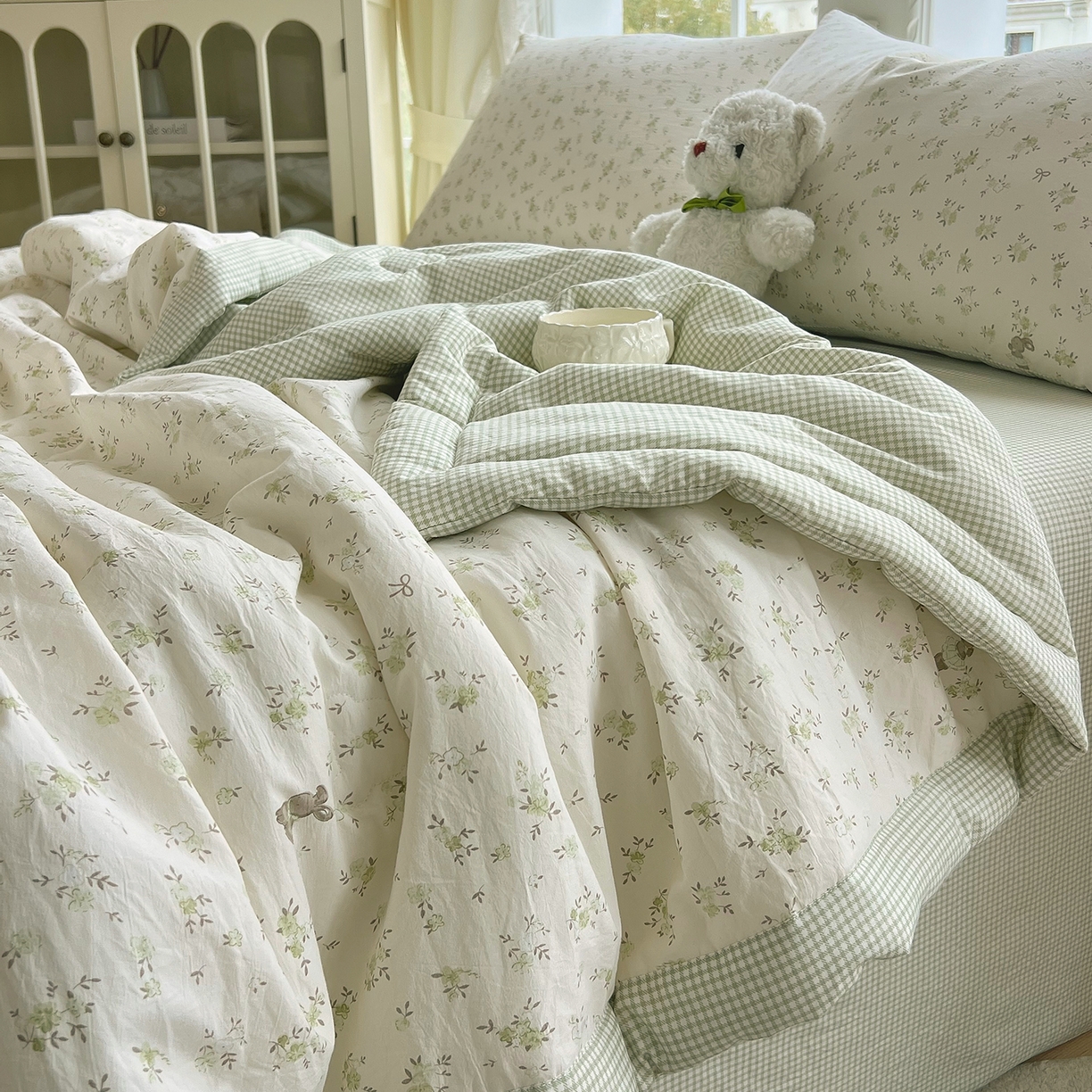 91家纺网 家纺一手货源 找家纺 （总）梵克保罗 2026春夏新款抗菌亲肤棉田园碎花格子单夏被夏被四件套空调被