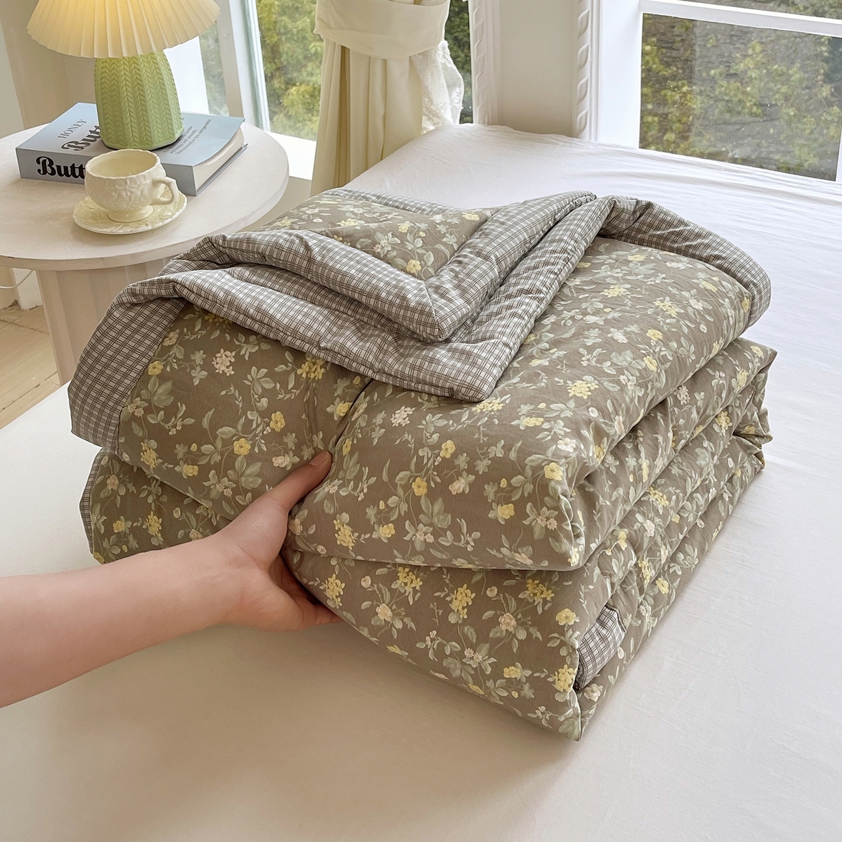 91家纺网 家纺一手货源 找家纺 梵克保罗 2026春夏新款抗菌亲肤棉田园碎花格子单夏被夏被四件套空调被 秋棠格韵